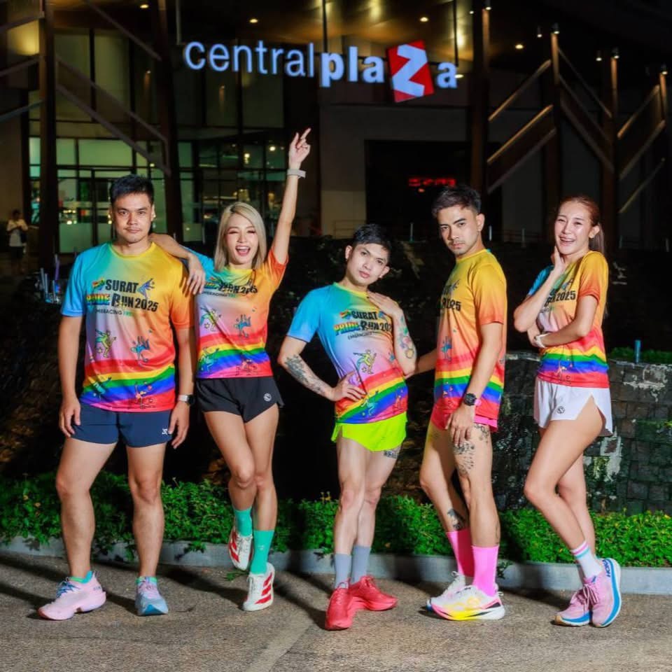 ภาพหมู่ในเสื้องาน Surat Pride Run 2025